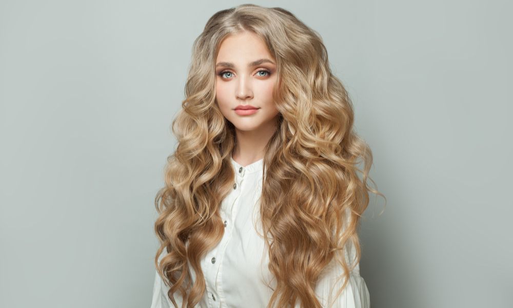 4 Tips for Maintaining Hair Extensions Between Salon Visits
